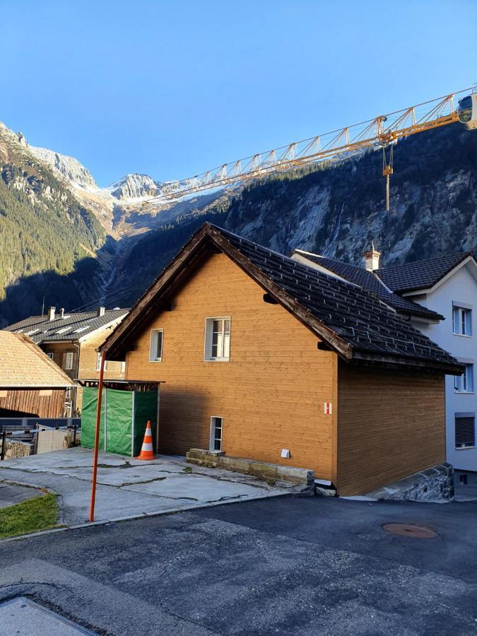 Jupi Huesli Villa Göschenen Exteriör bild